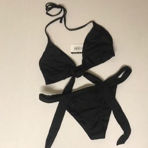 NWT Black Semi Cheeky Medium Adjustable Bikini Set
